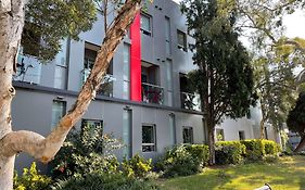 Camperdown Suites